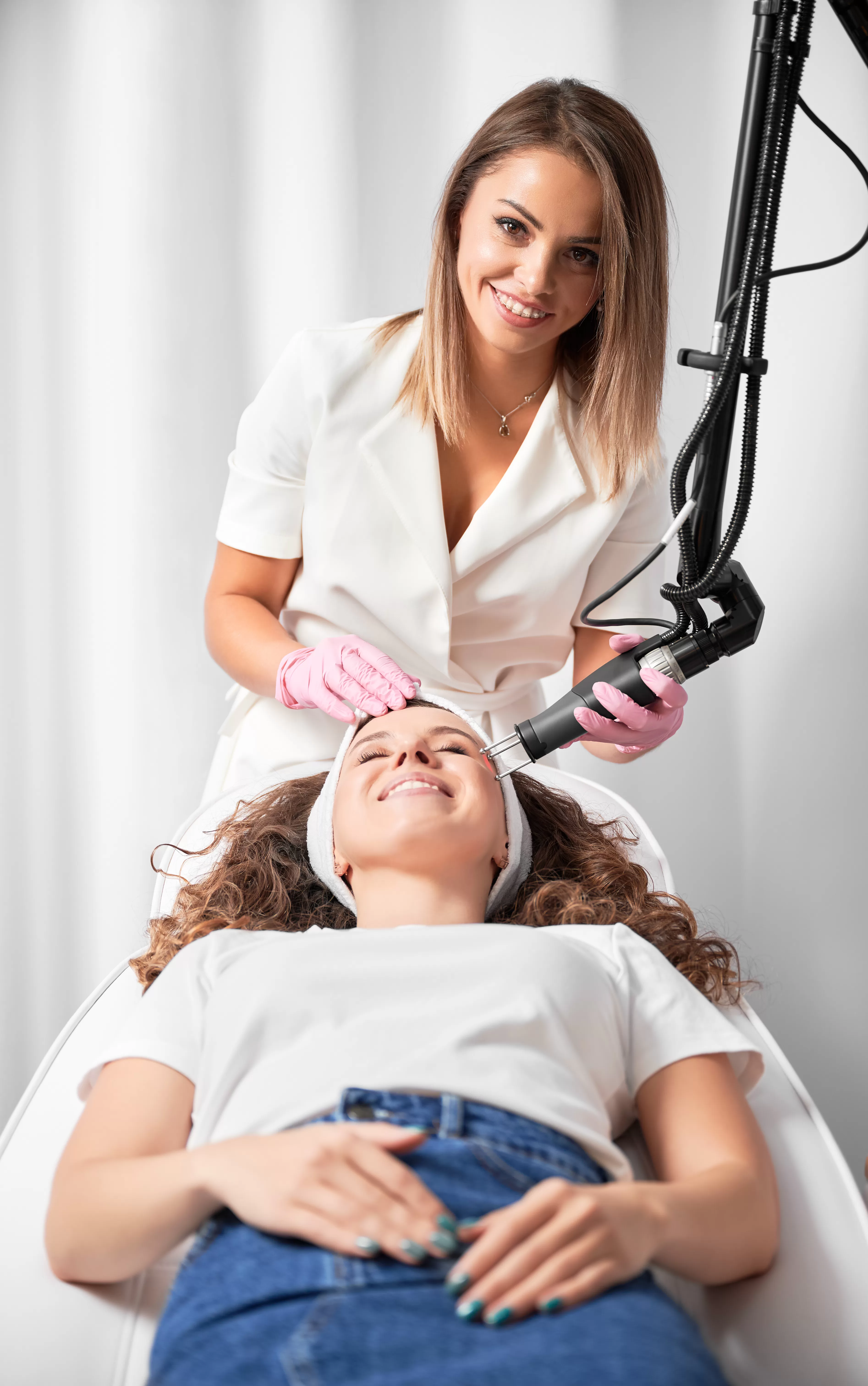 Hardware cosmetology. Application of erbium laser for face resurfacing. Hardware cosmetology. Application of erbium laser for face resurfacing.